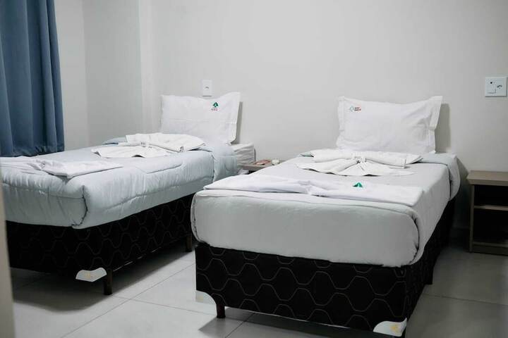 Room 13 of 26