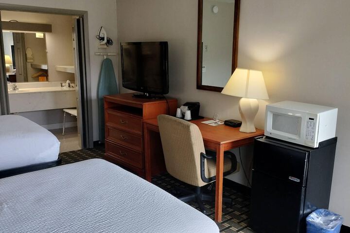 Room 80 of 190