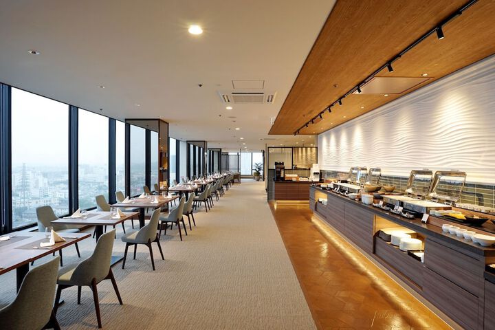 Dining Photos