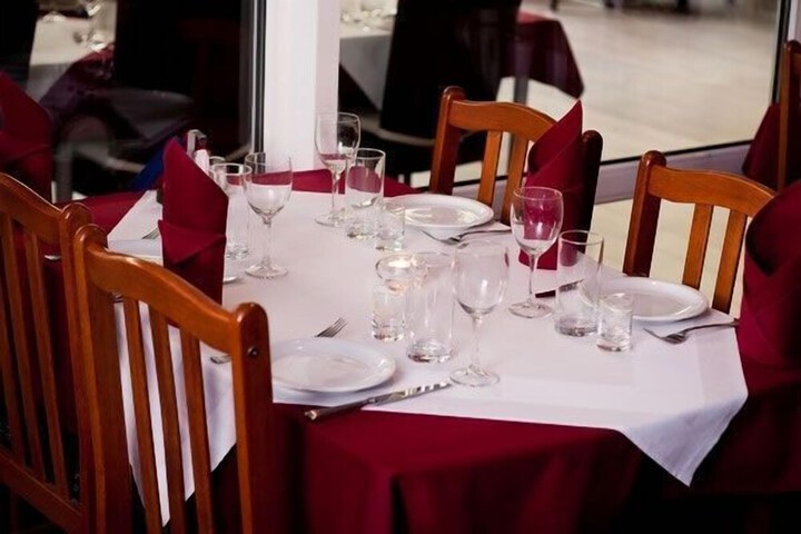 Dining 49 of 71
