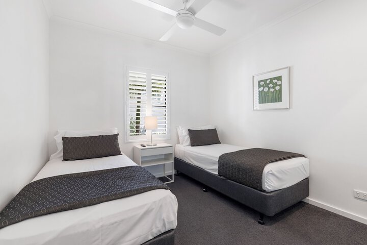 Room 22 of 174