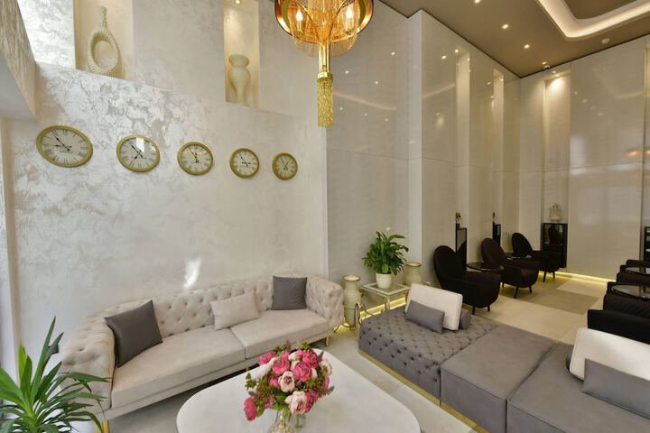 Hotel Interior 6 of 102