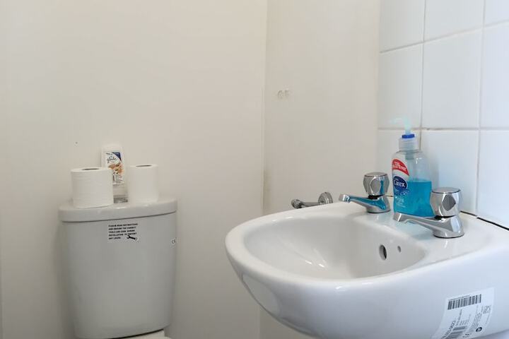 Room 15 of 18
