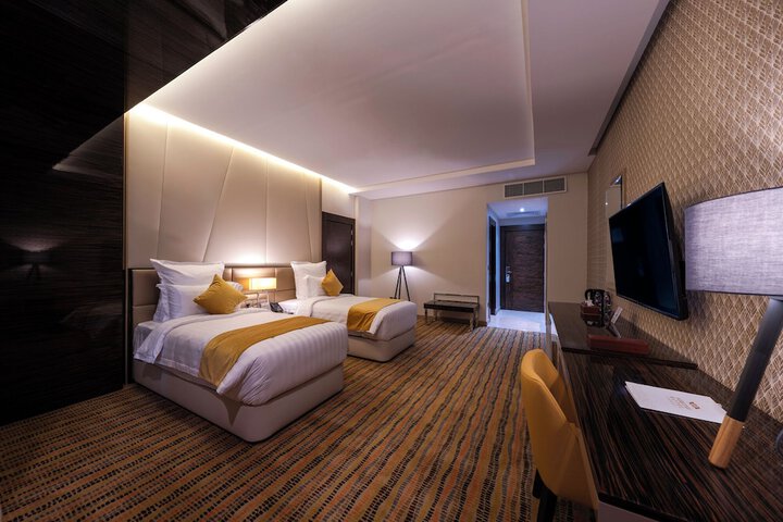 Room 4 of 21