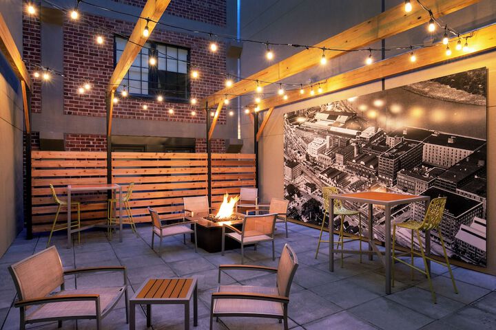Terrace/Patio 18 of 32