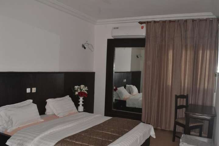 Room 3 of 30