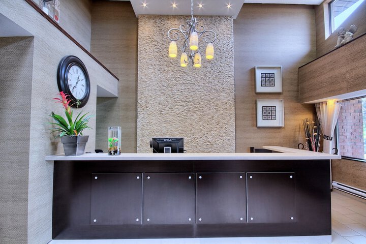 Reception hall