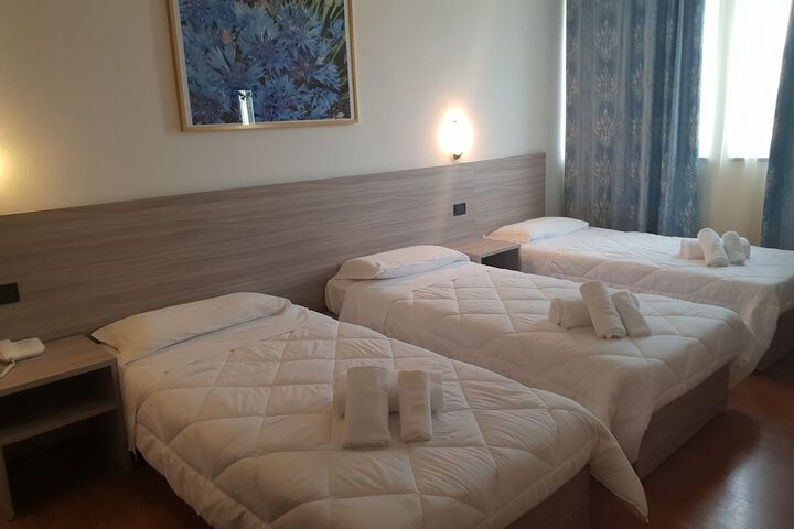 Room 20 of 40