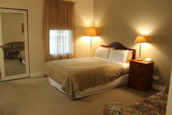 Room 7 of 20