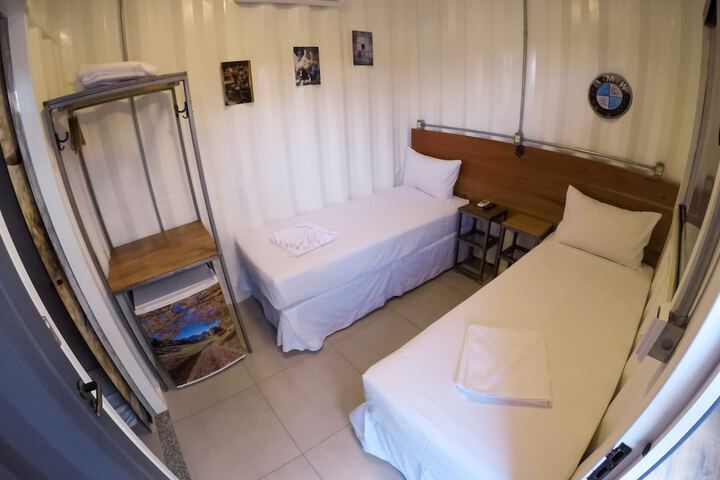 Room 11 of 43