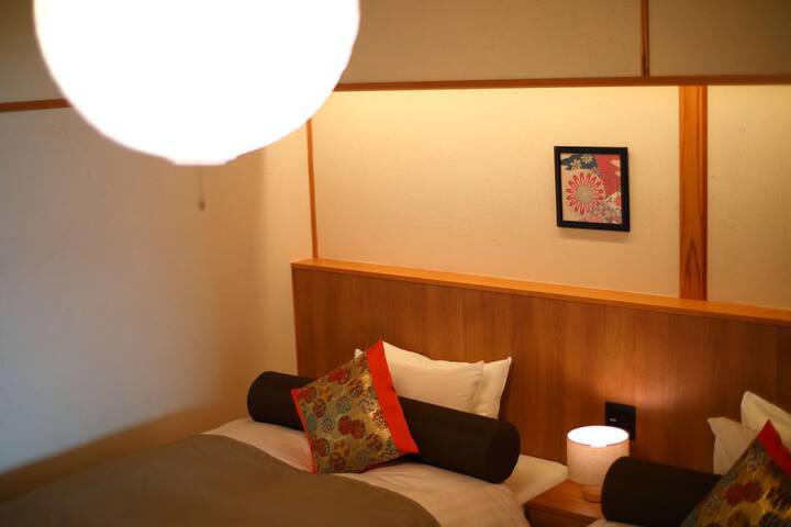 Room 14 of 87