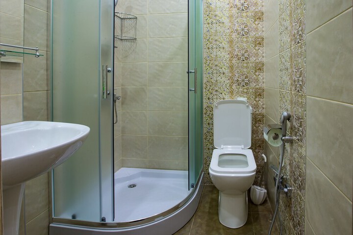 Room 14 of 25