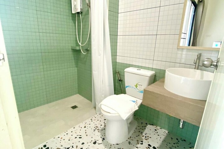 Room 3 of 15