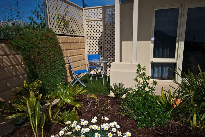 Terrace/Patio 10 of 19