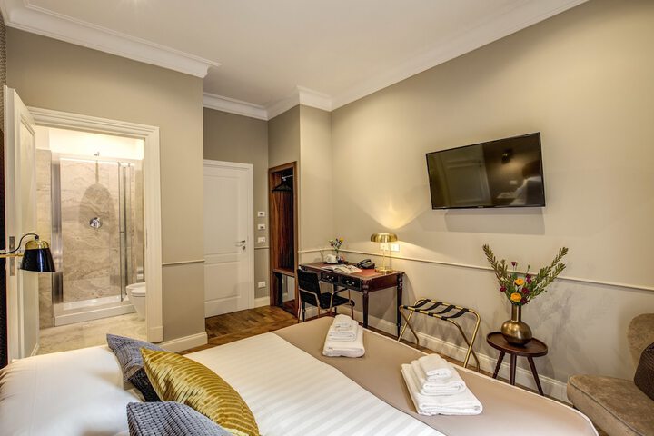 Room 43 of 95