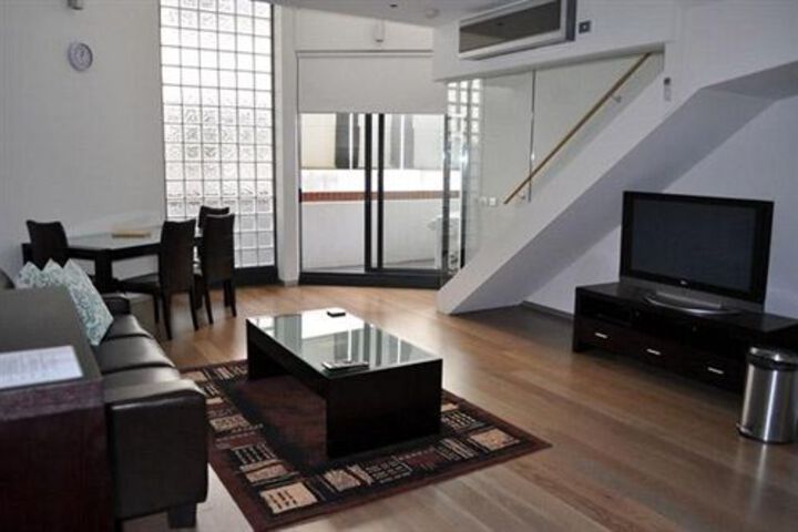 Room 9 of 24