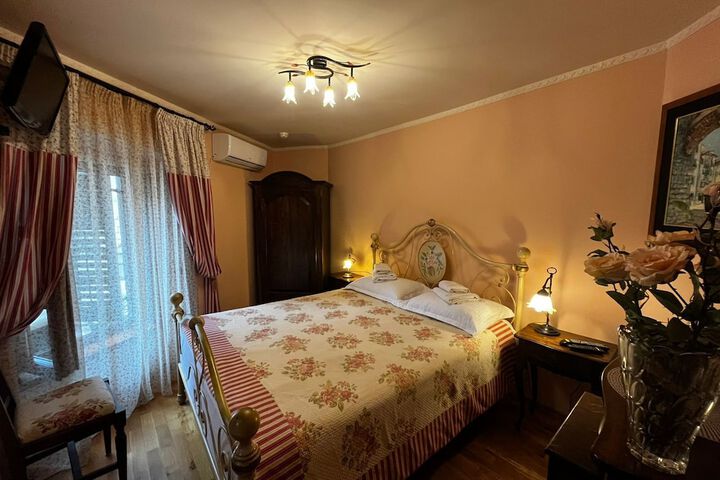 Room 28 of 59