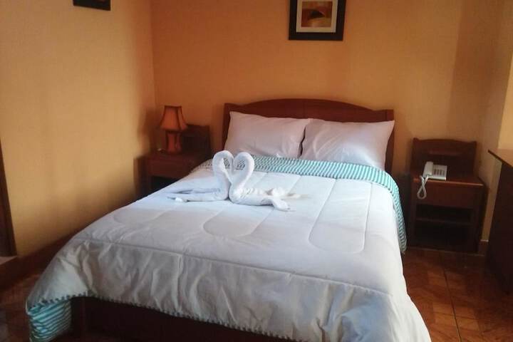Room 7 of 28