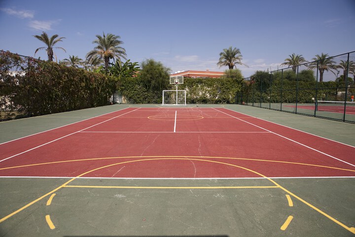 Tennis court