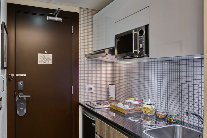 Room 40 of 56