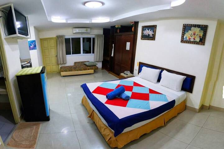 Room 7 of 21