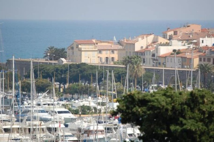 Hotel View 89 of 92