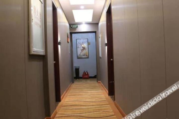 Hotel Interior 15 of 25
