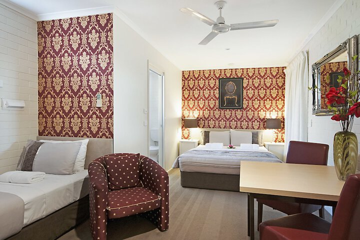 Room 30 of 39
