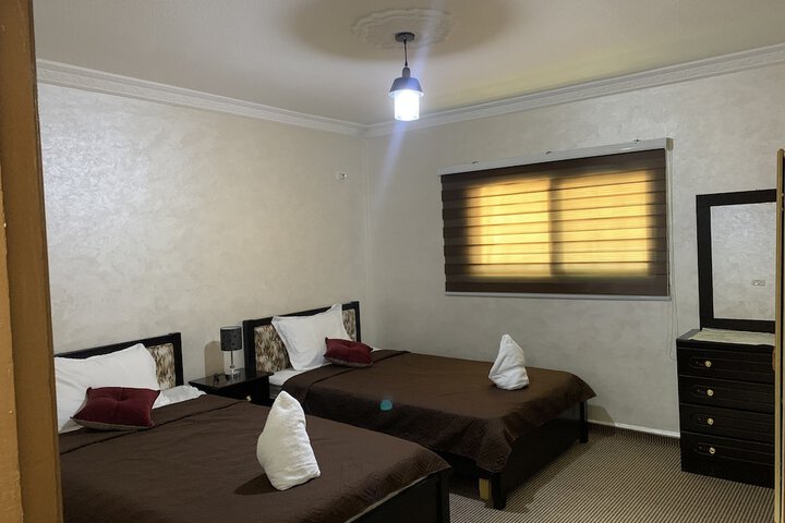 Room 14 of 22
