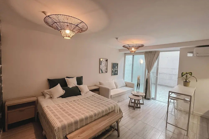 Room 3 of 5