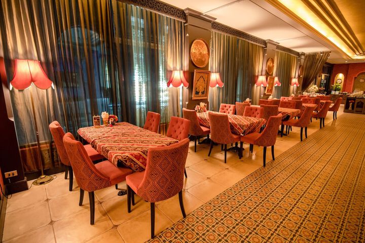Dining 106 of 129
