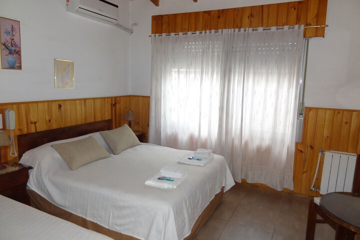 Room 9 of 37