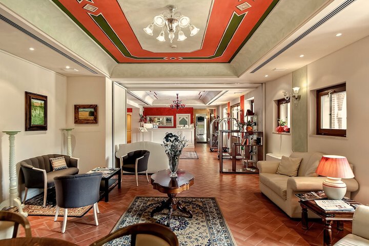 Guest Lobby