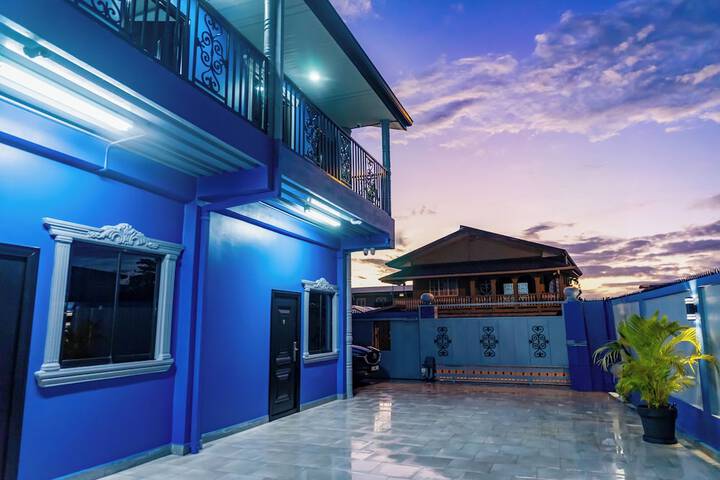 Hotel Exterior 72 of 72