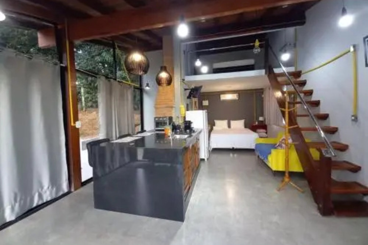 Room 2 of 11