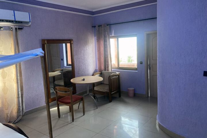 Room 6 of 41
