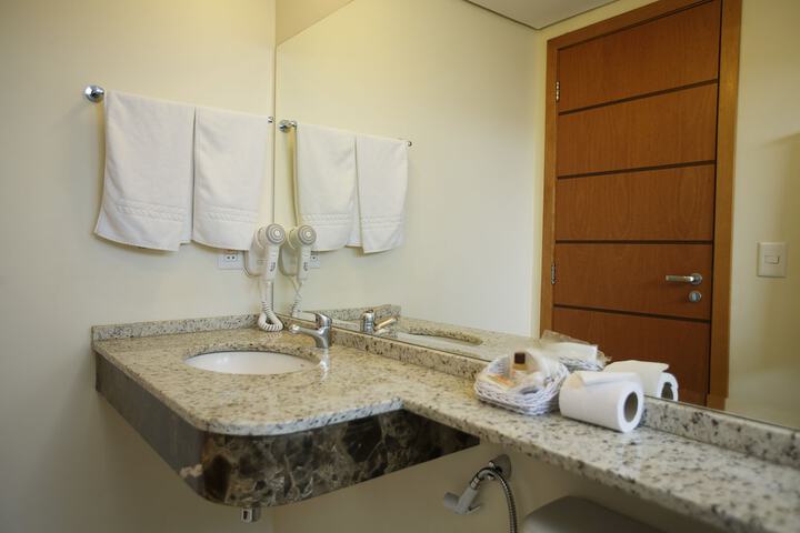 Clean Restrooms