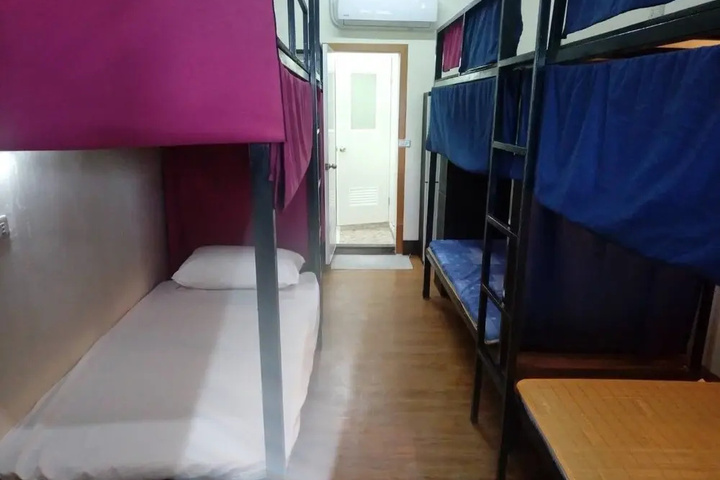 Room 2 of 15