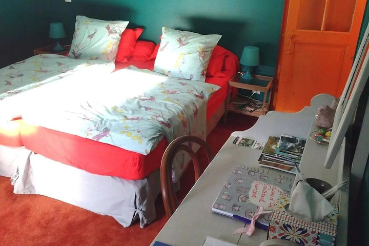 Room 5 of 14