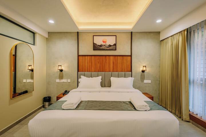 Room 32 of 107