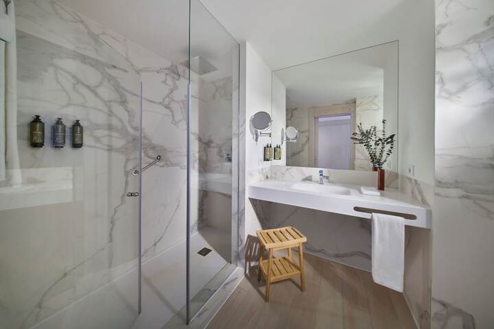 Bath Amenities