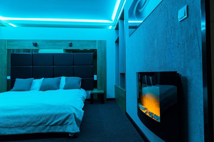 Room 48 of 102