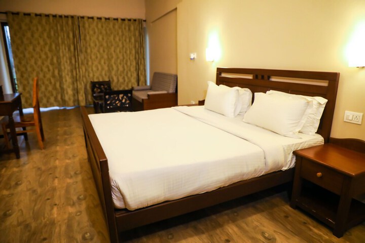 Room 5 of 129