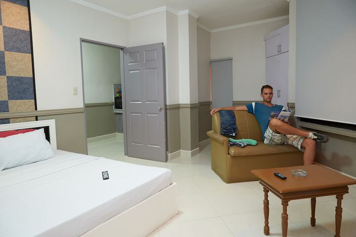 Room 7 of 38
