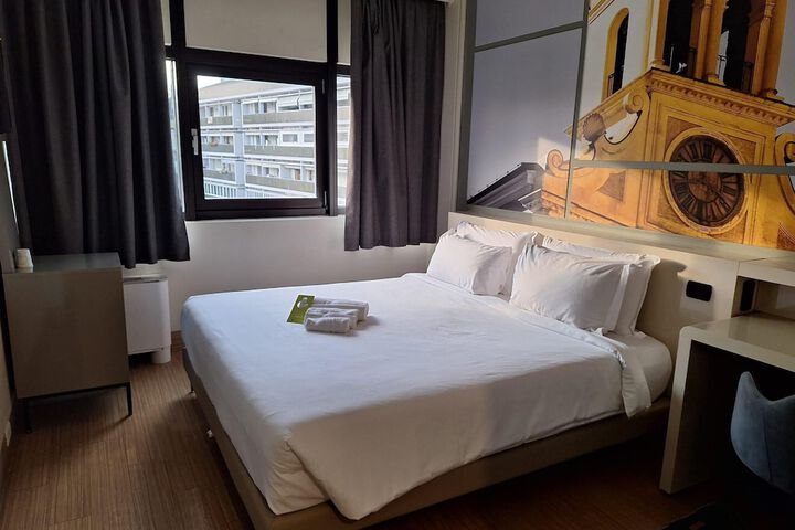 Room 18 of 46