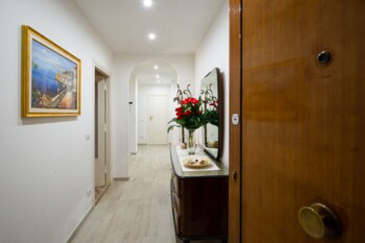 Room 118 of 157