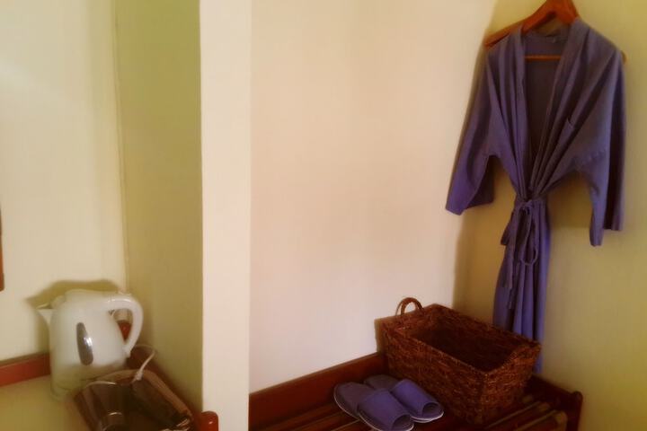 Room 29 of 42