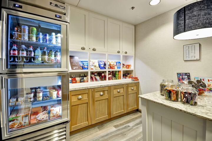 Snack bar