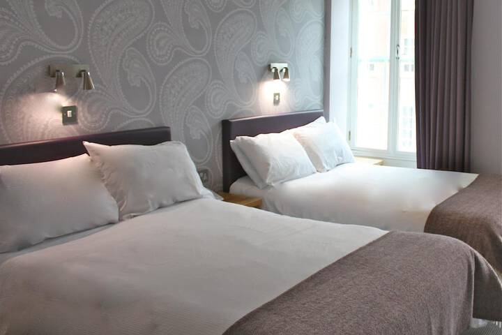 Room 12 of 41