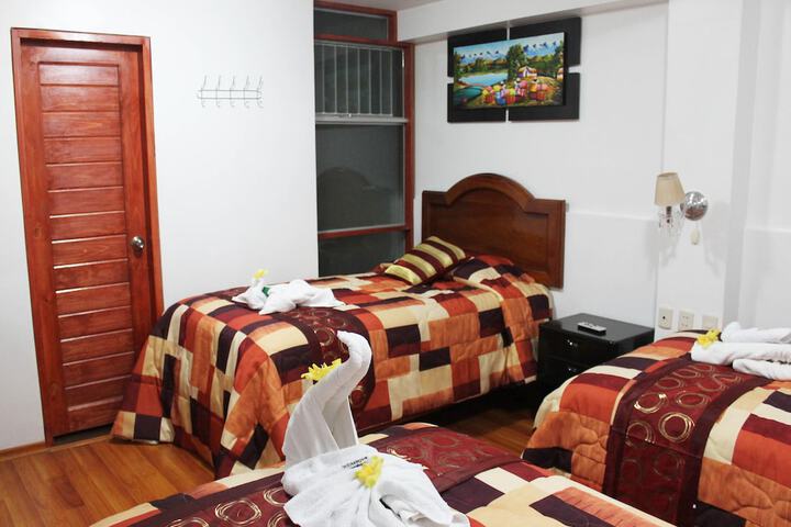 Room 9 of 27